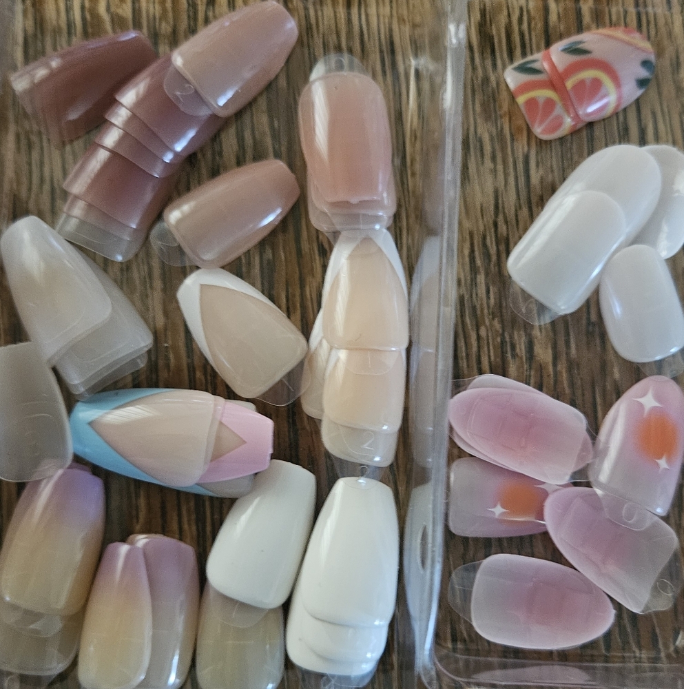 Assorted Press-On Nail Set